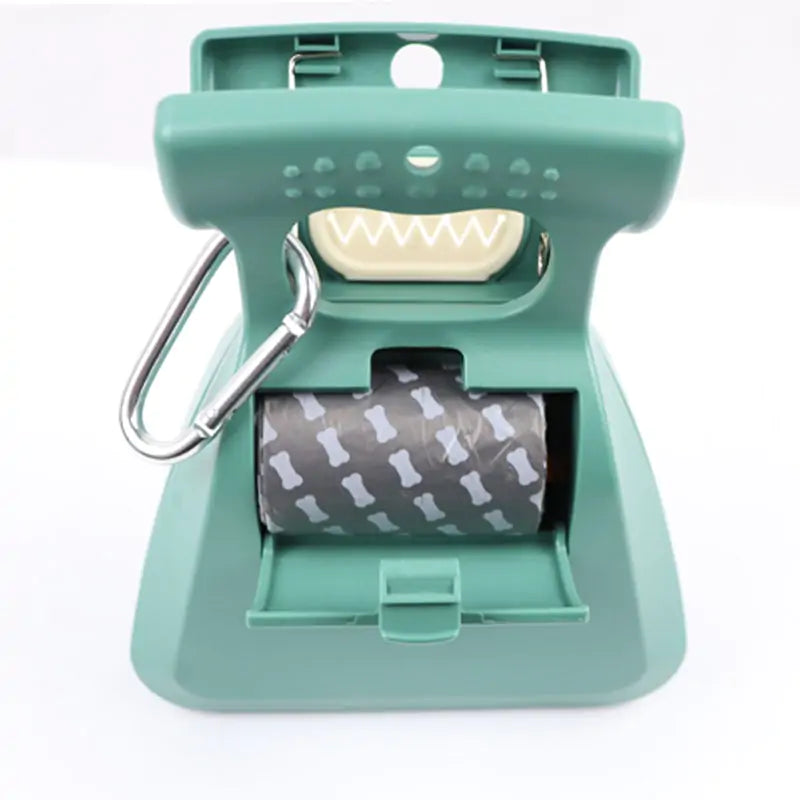 Furry's Foldable Pooper Scooper